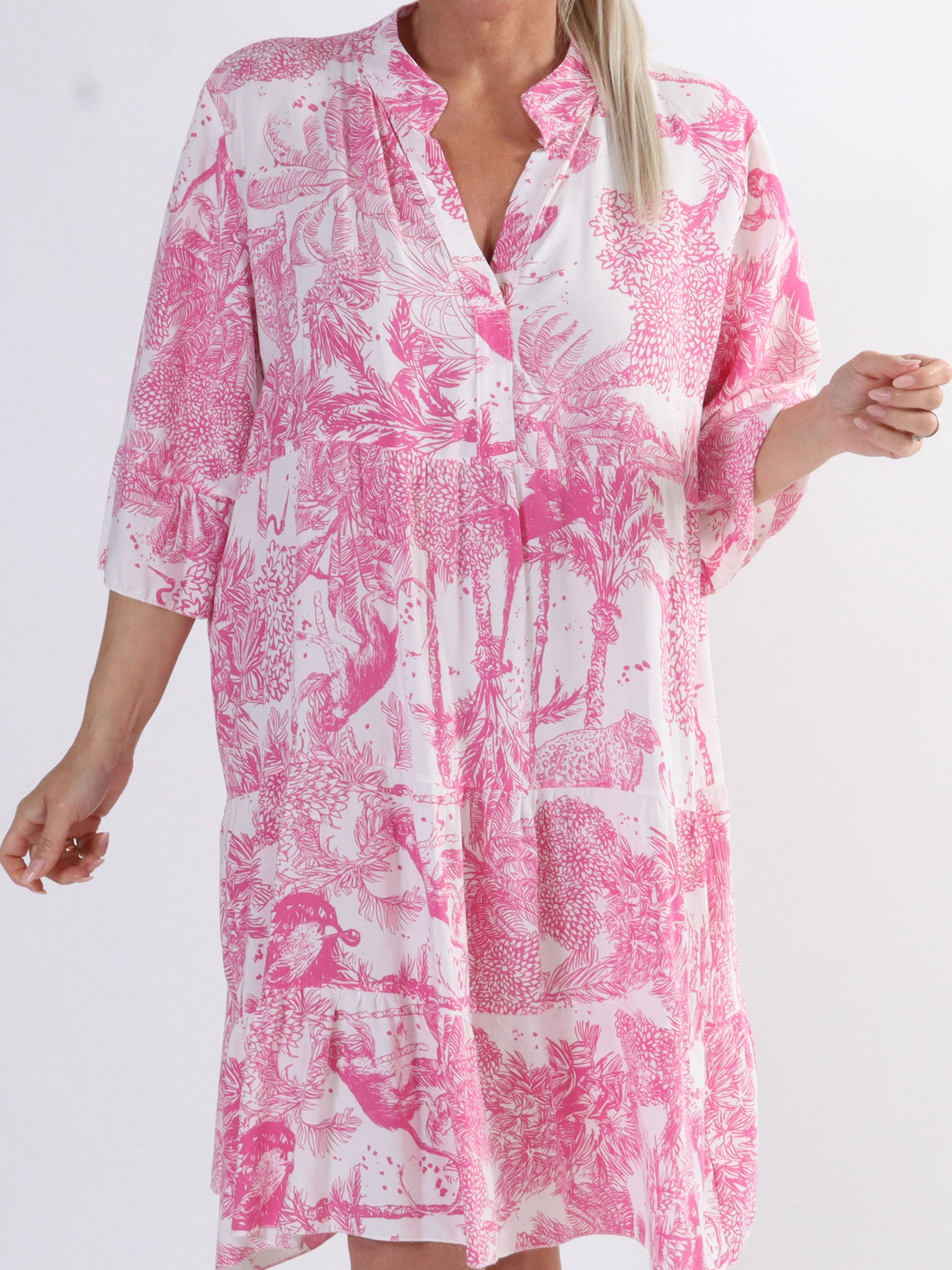 Abbie - Sød plus size kjole med junglemotiv